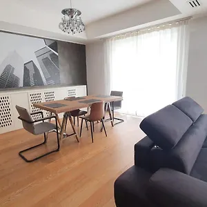  Apartment Principe Amedeo Prestige - Centro Italy