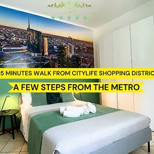 Elegant Citylife Apartment- Metro Access - Double Apartment